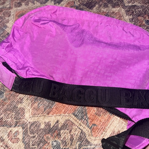 BAGGU Pink Shoulder Bag - Picture 3 of 6